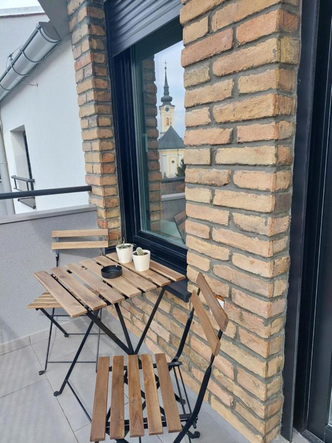 Roman Apartman Sremska Mitrovica Eksteriør bilde